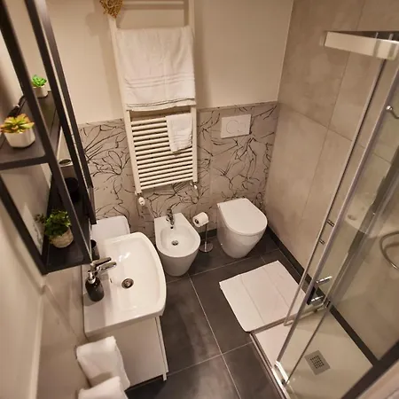 Likehome San -3rooms - 10persone -ferrara Appartement