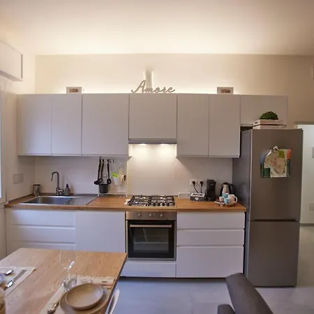 Appartement Likehome San -3rooms - 10persone -ferrara Ferrare