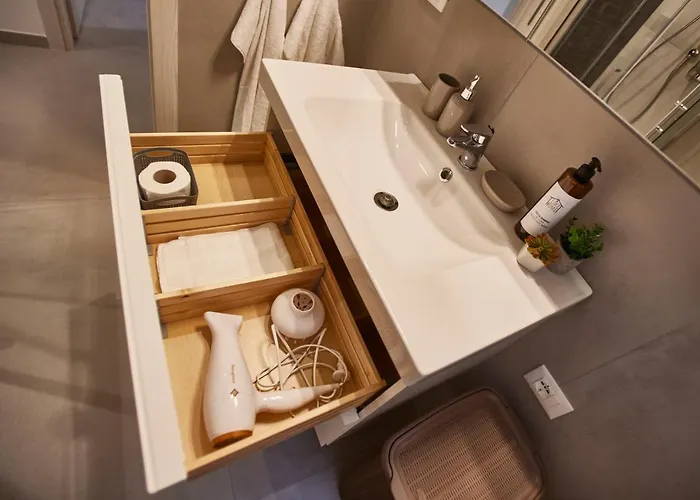 Apartament Likehome San -3rooms - 10persone -ferrara *