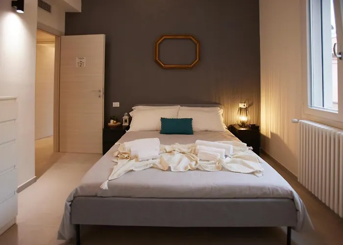 Likehome San -3rooms - 10persone -ferrara